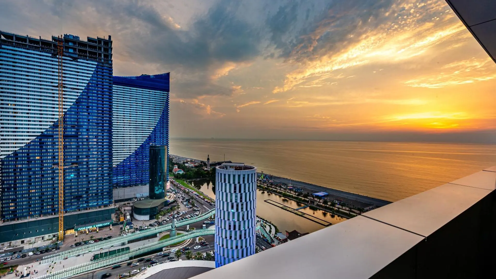 Fountain Vista Luxury Residence By Aesthaven Batumi Apartmán